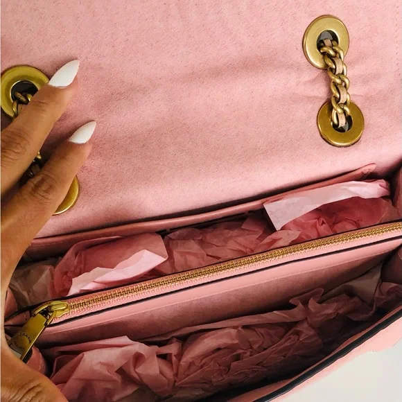 Gorgeous COACH Pink Quilted Leather Shoulder Bag - Picture 7 of 15